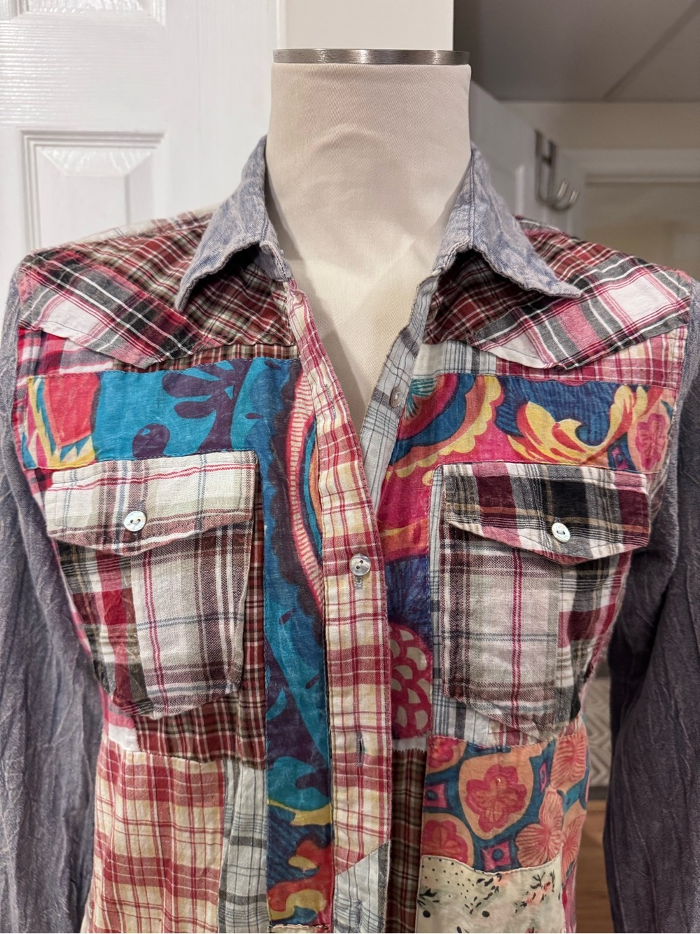 Sundance Medium Patchwork Plaid Floral Chambray Denim Button Down Boho Shirt - Picture 13 of 13